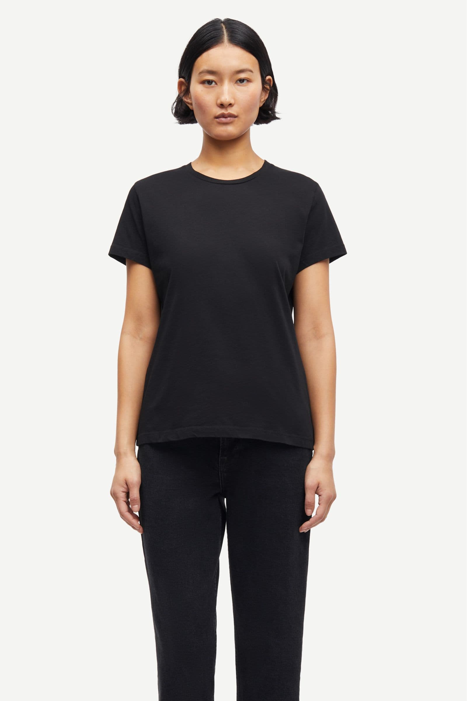 Solly tee solid 205 Black