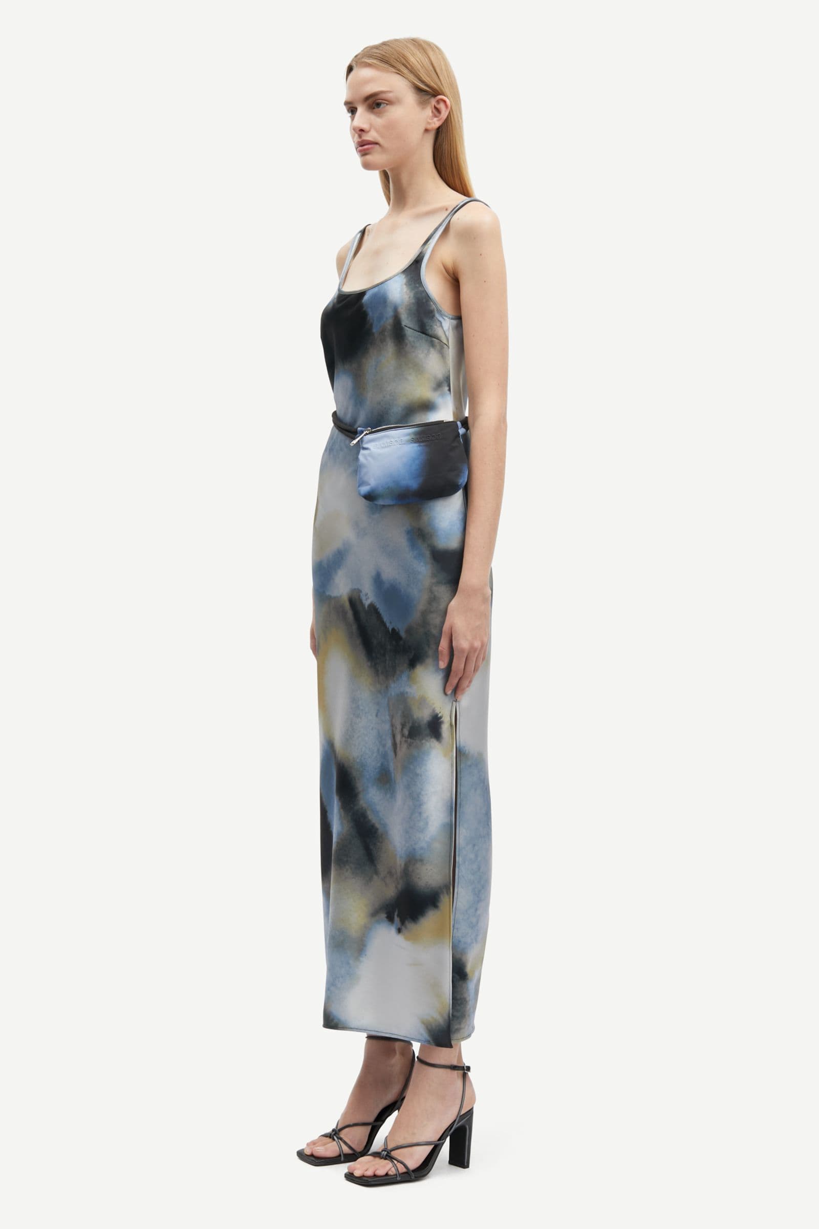 Sunna dress 12956 Aquarel Core