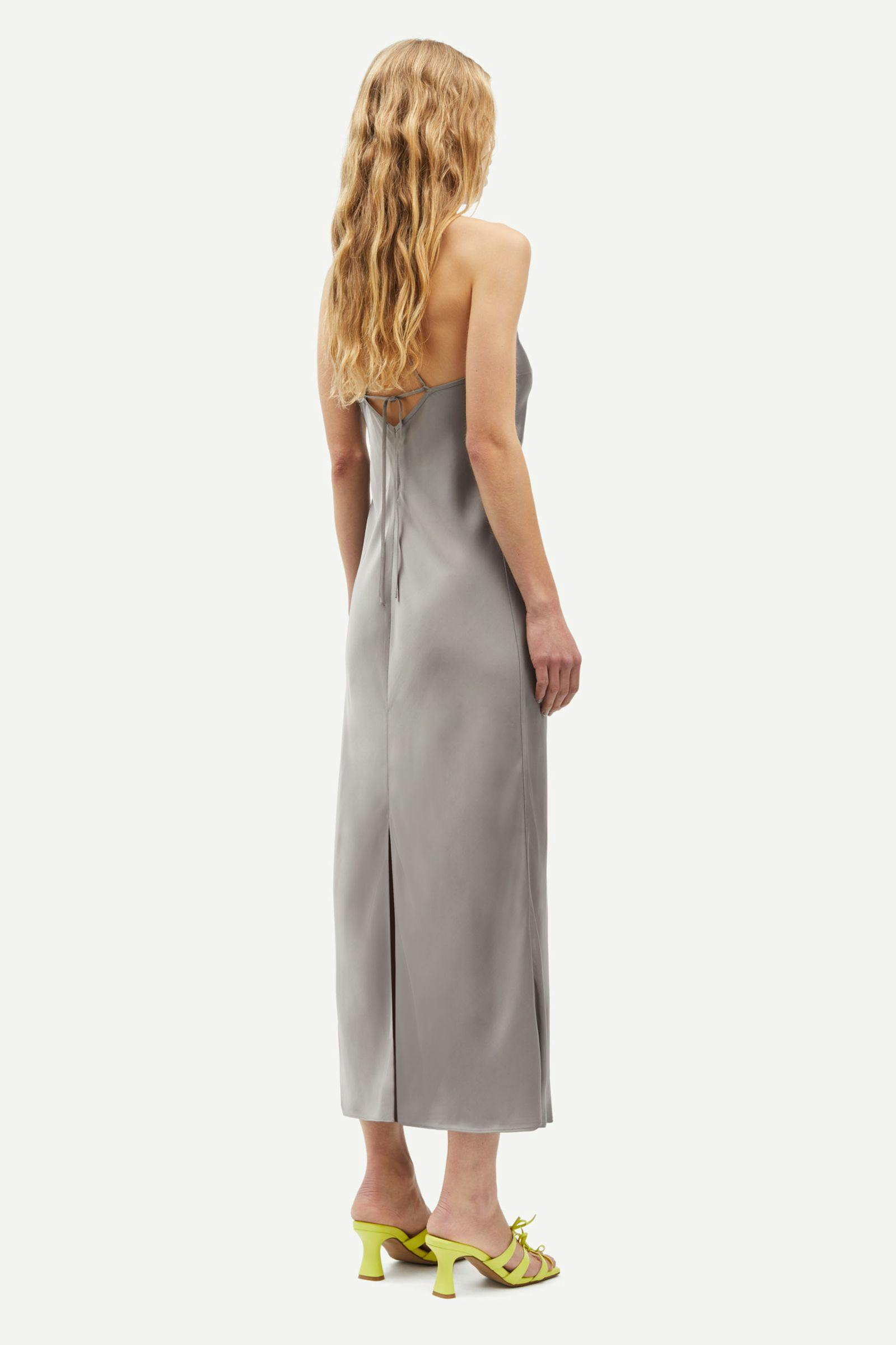 Sanja dress 14905 Steeple Gray