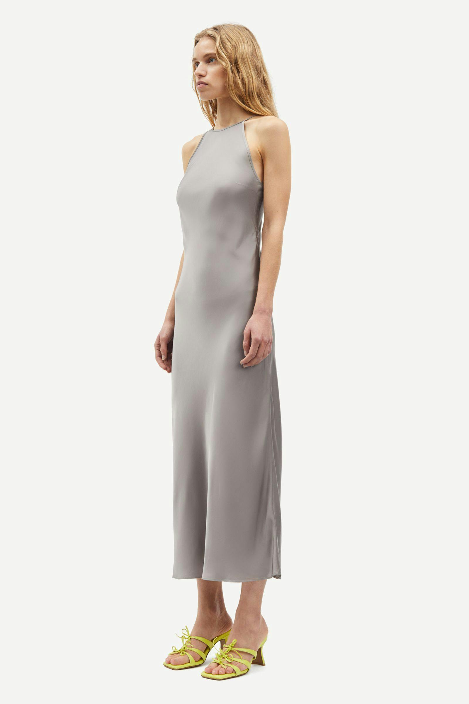 Sanja dress 14905 Steeple Gray