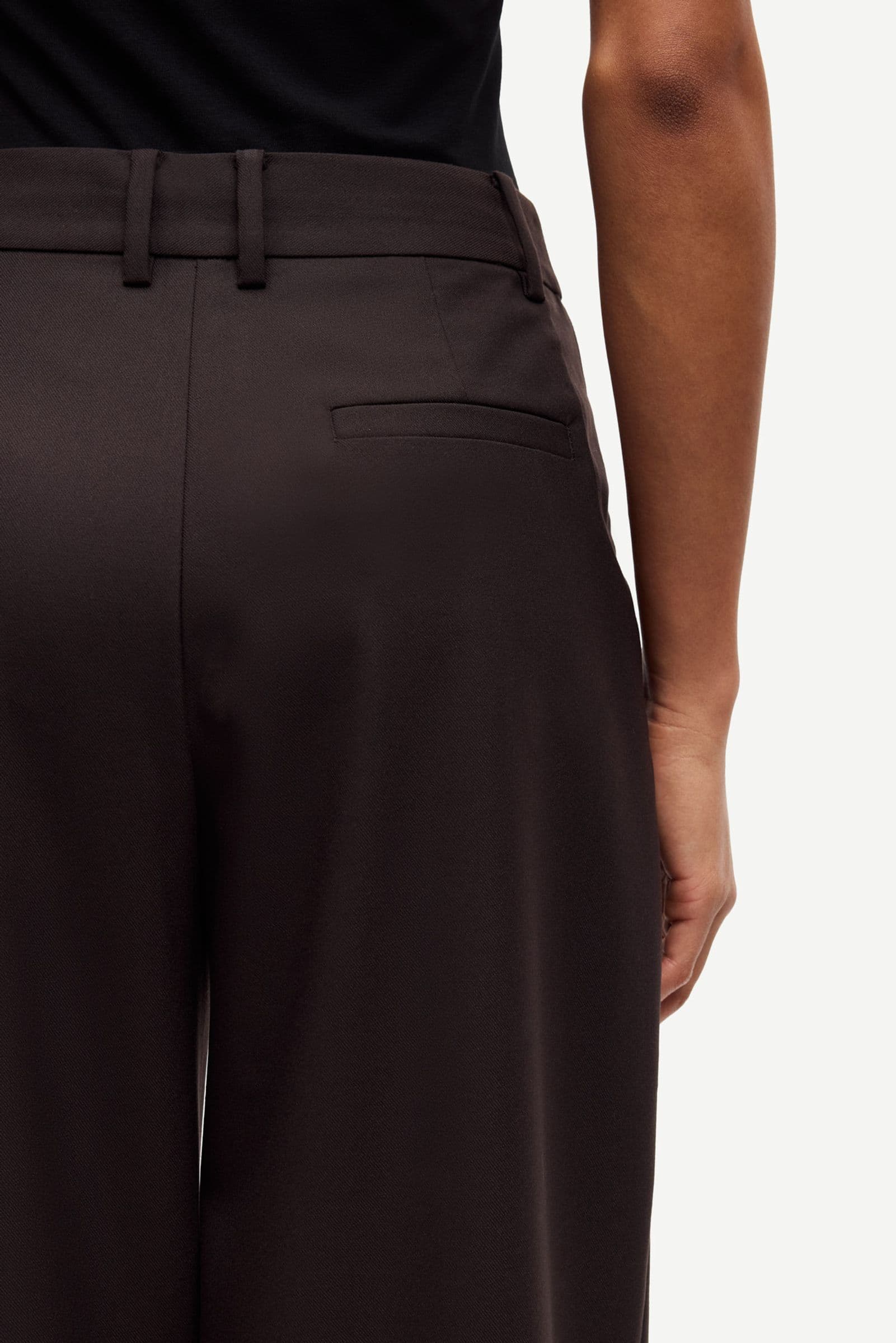 Saagneta trousers 14930 Black Coffee