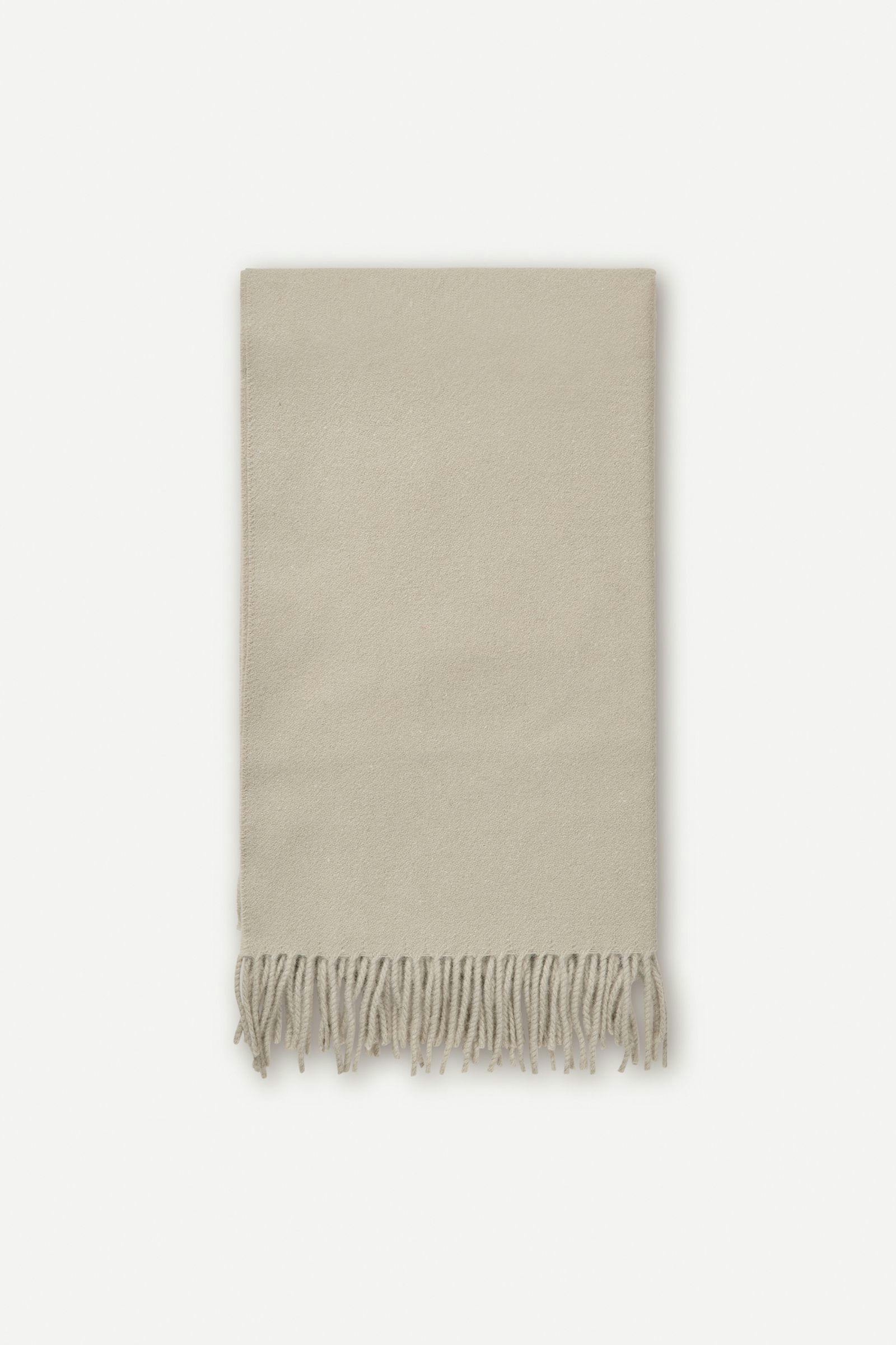 Efin scarf 2862 Abbey Stone