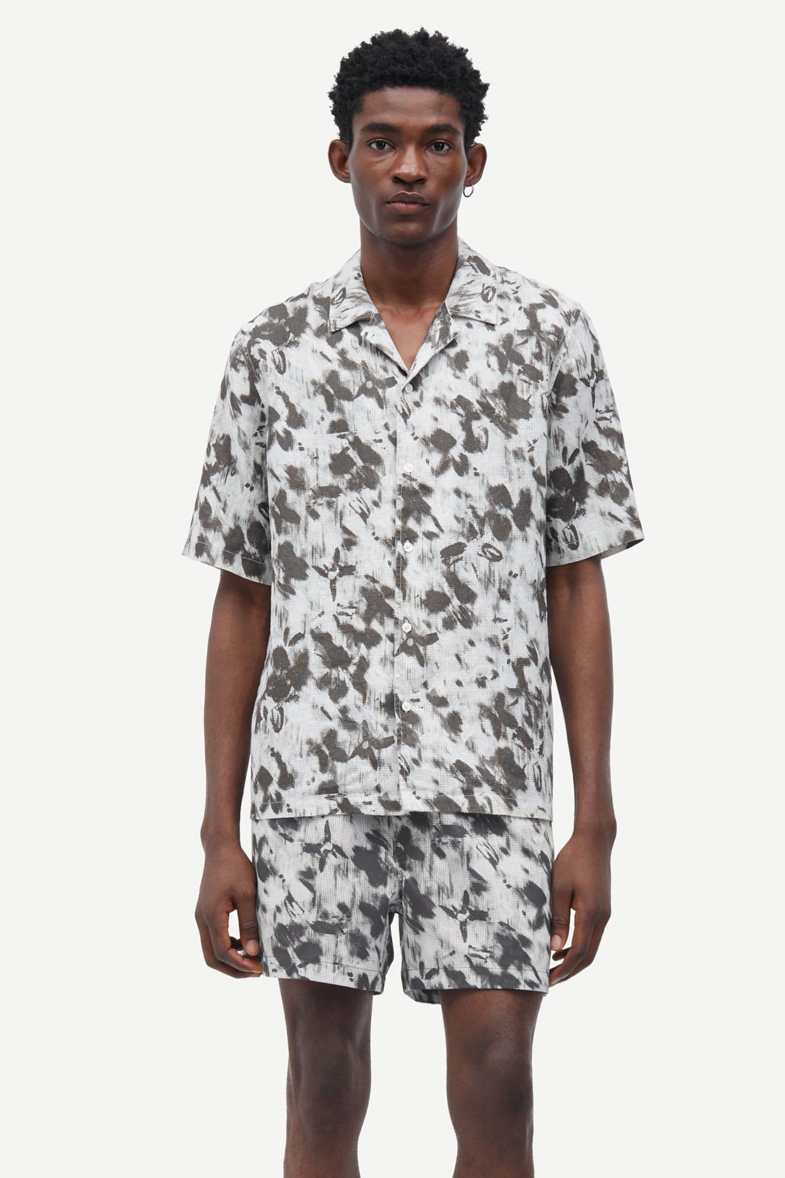 Oscar AX shirt 14329 Blurred Flower Beluga