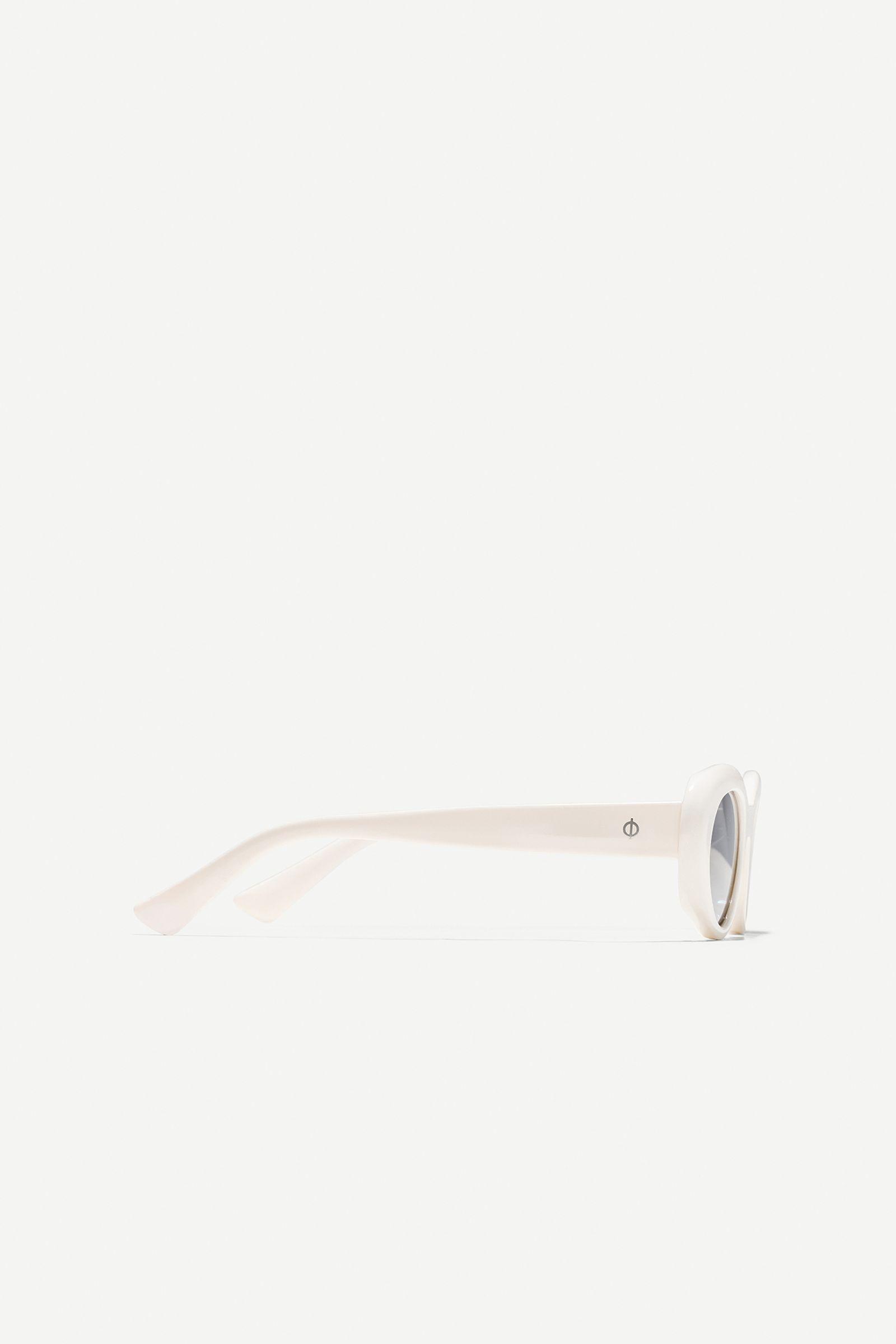 Sapippa sunglasses 15071 Milk