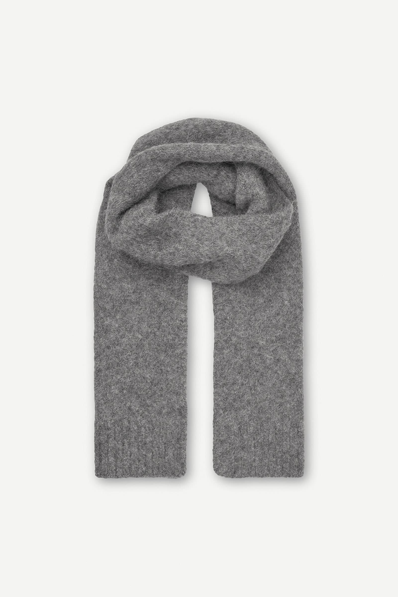 Sajeanne scarf 15425 Iron Gate