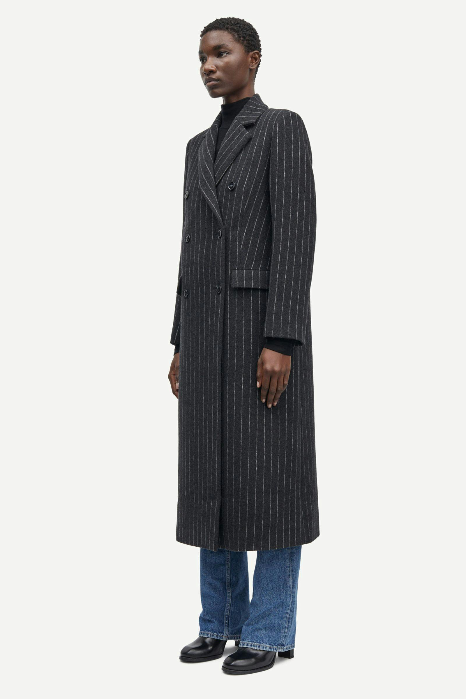 Safalcon coat 15597 Dark Grey Pinstripe