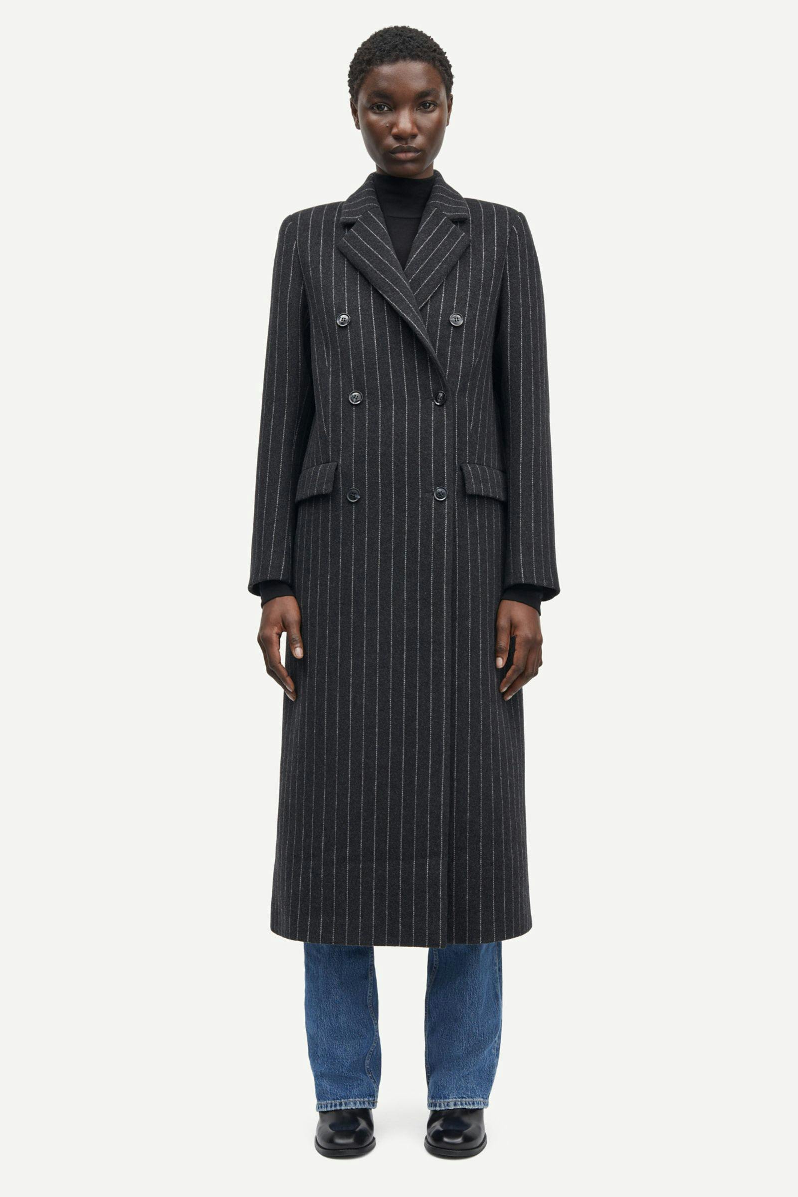 Safalcon coat 15597 Dark Grey Pinstripe