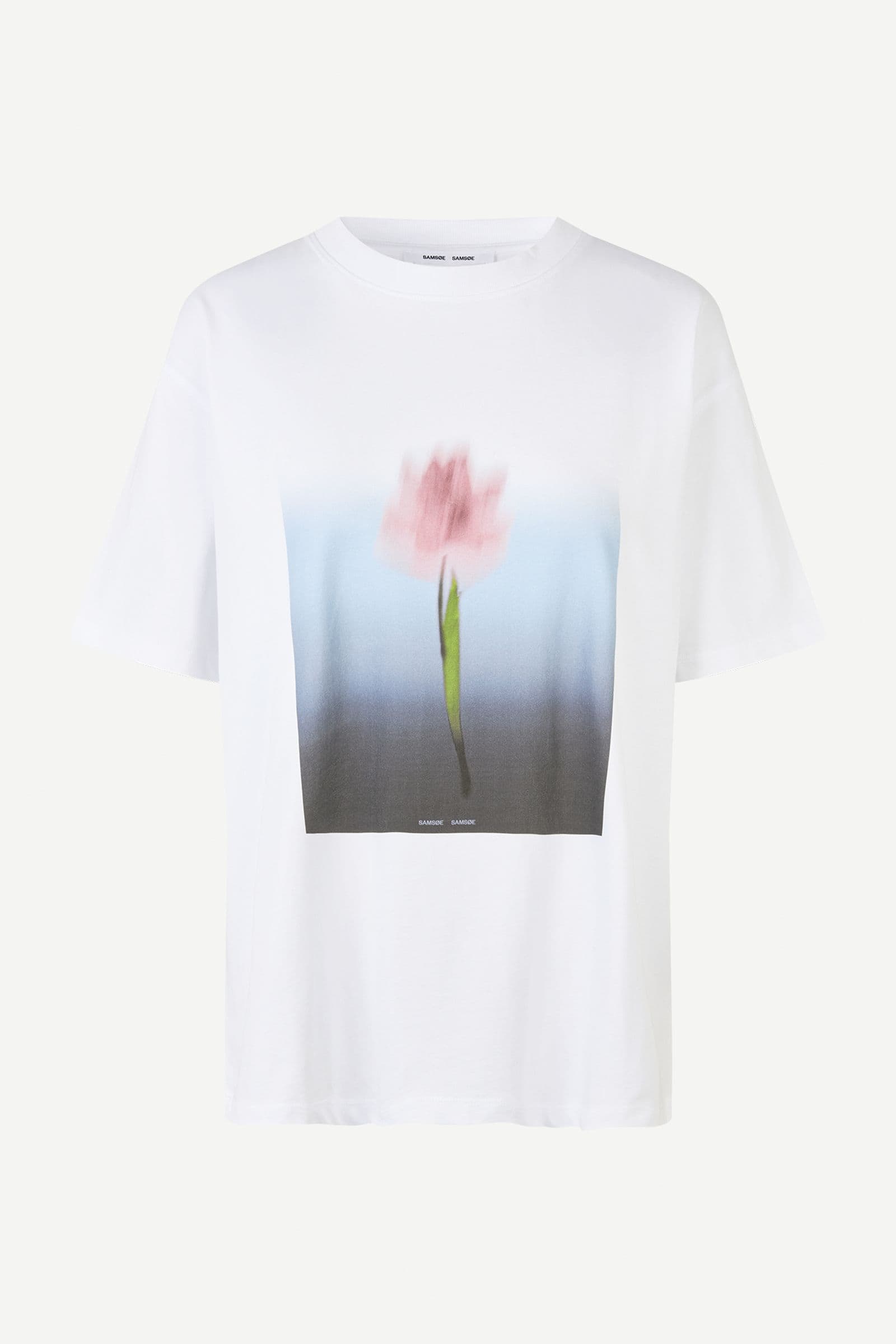 Saeira t-shirt 6024 Blurred Tulip White