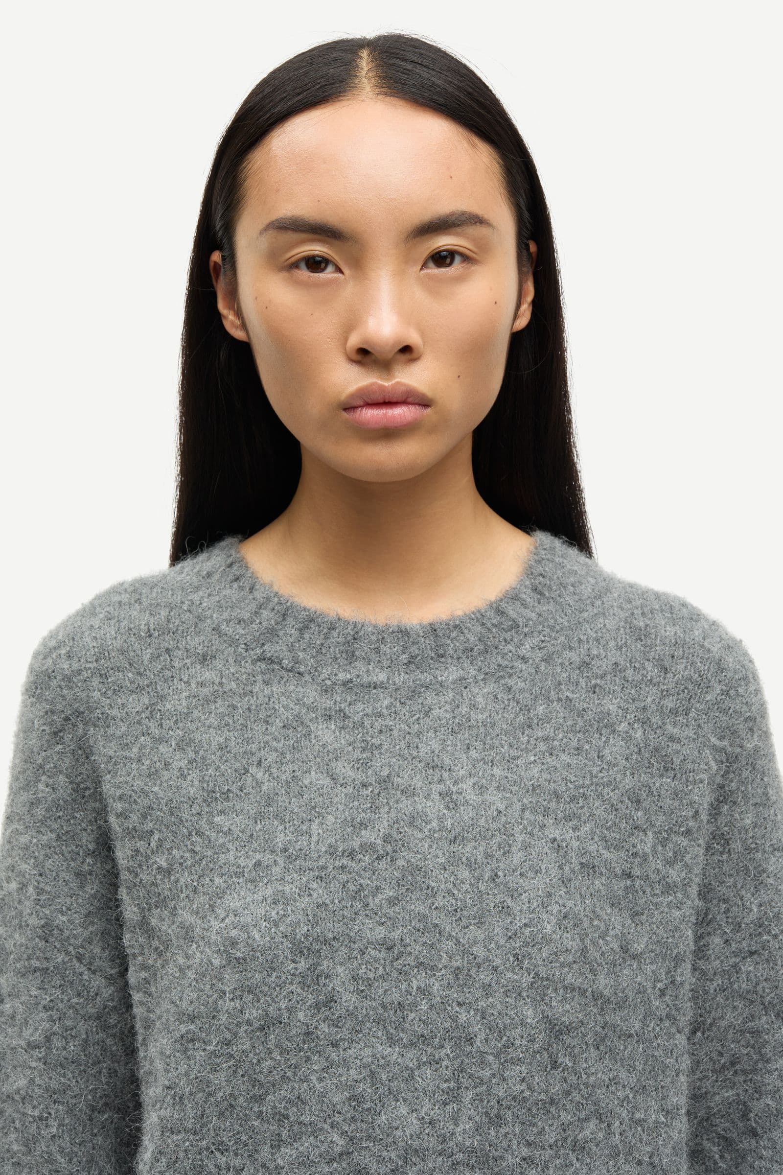 Sajeanne sweater 15425 Iron Gate