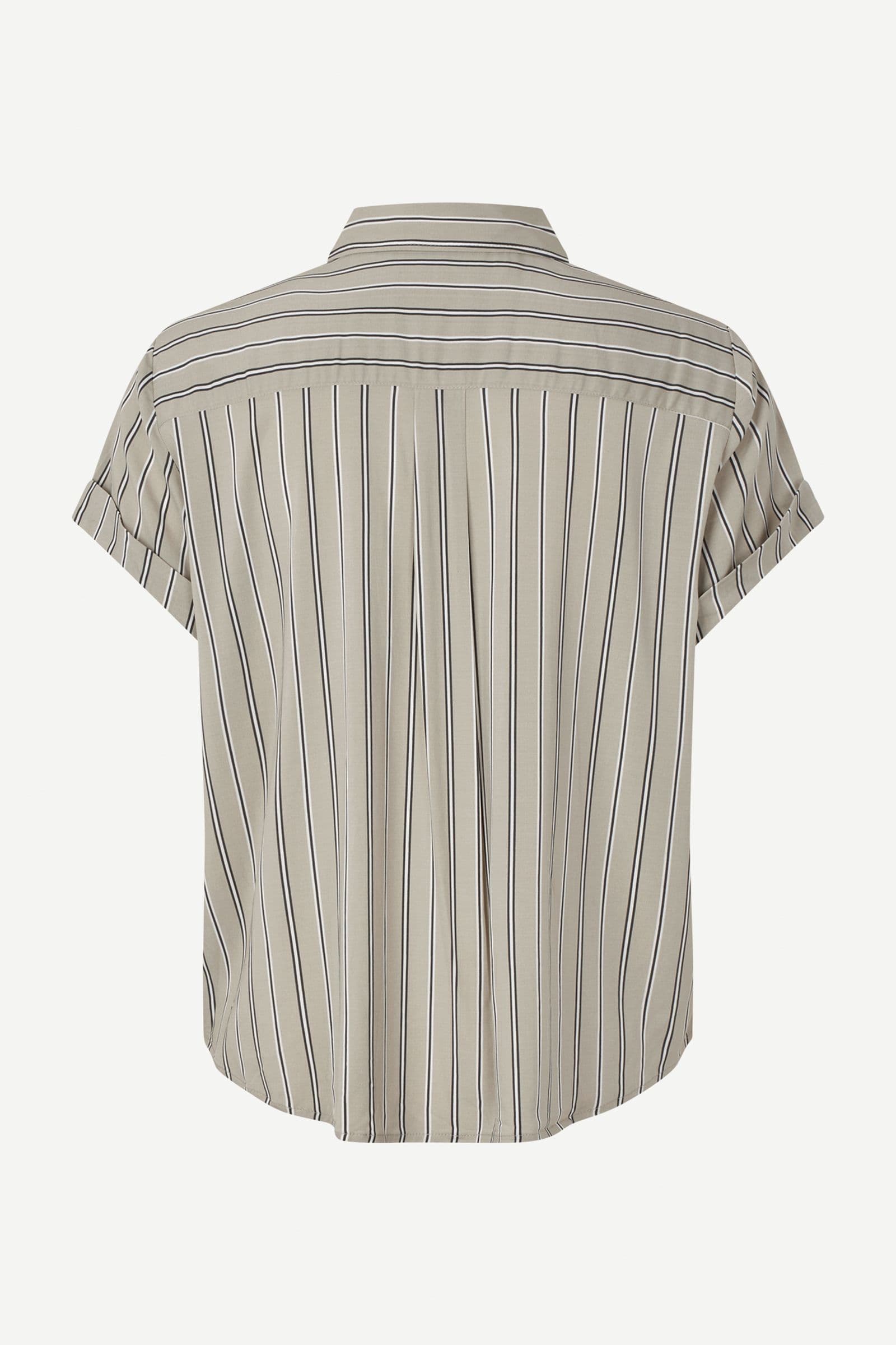 Majan ss shirt 9942 Alfalfa St.