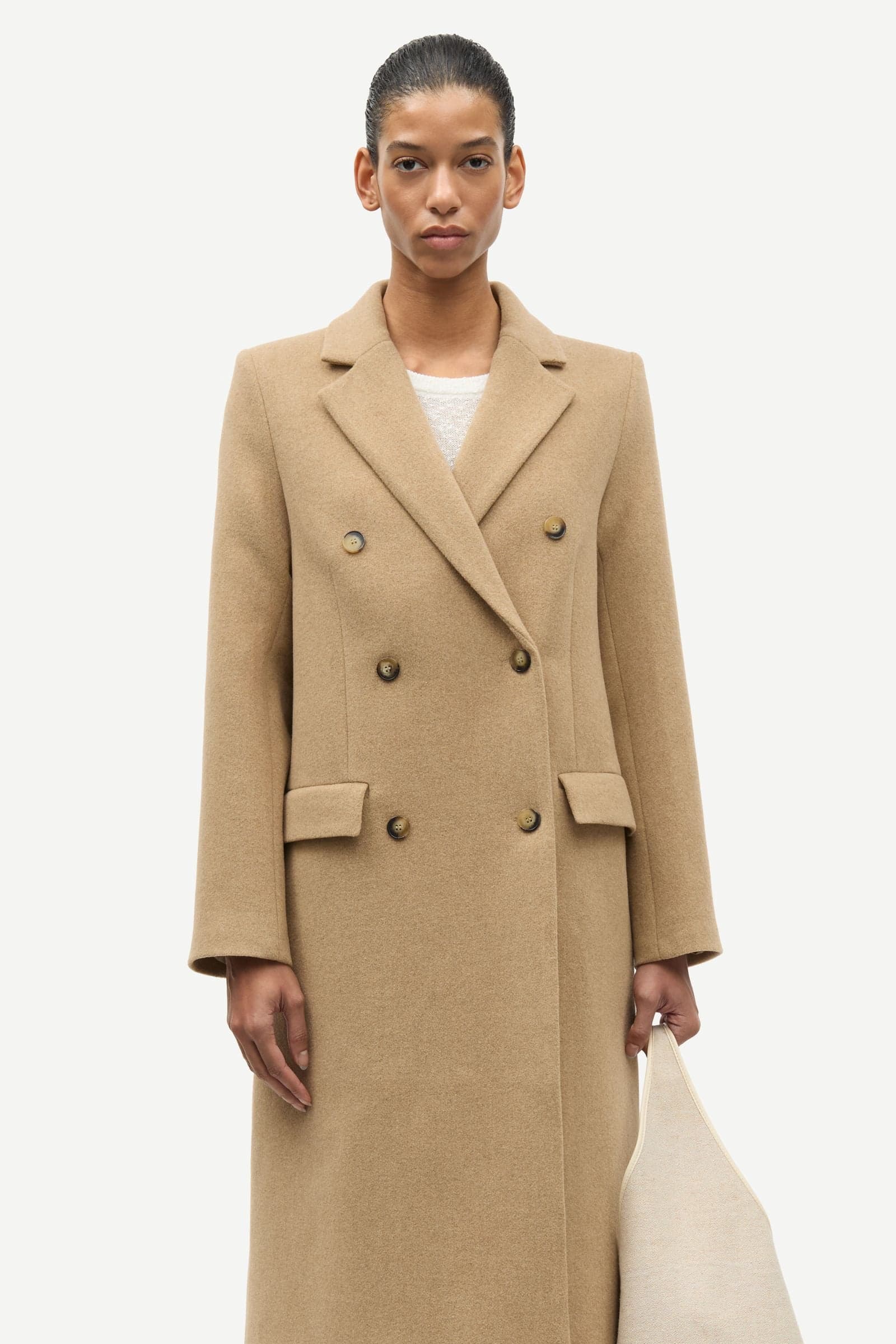 Falcon coat 11104 Beige