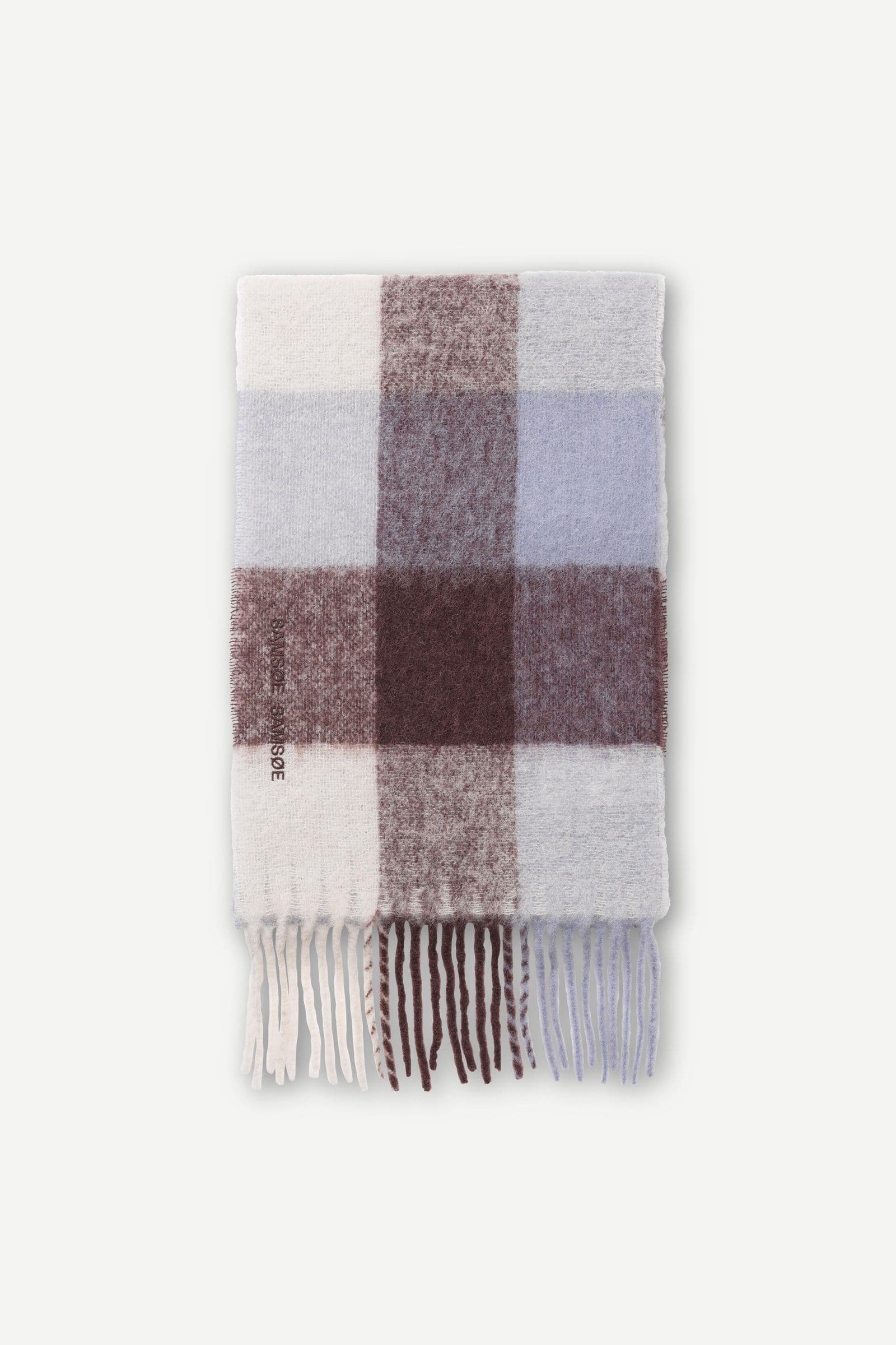 Alex scarf 14856 Wisteria Ch.