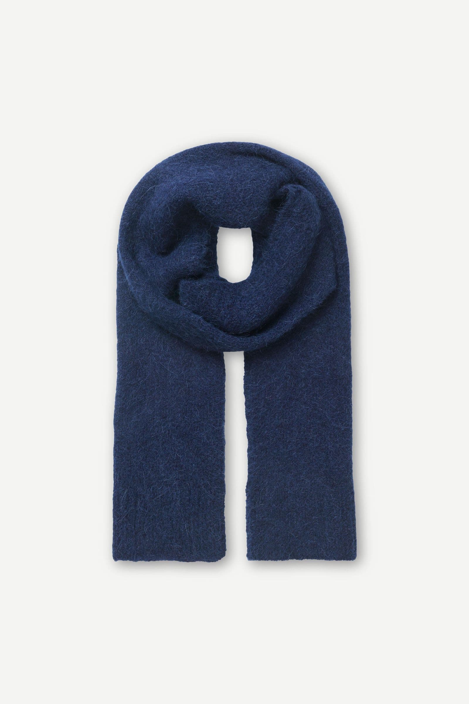 Sajeanne scarf 15425 Salute