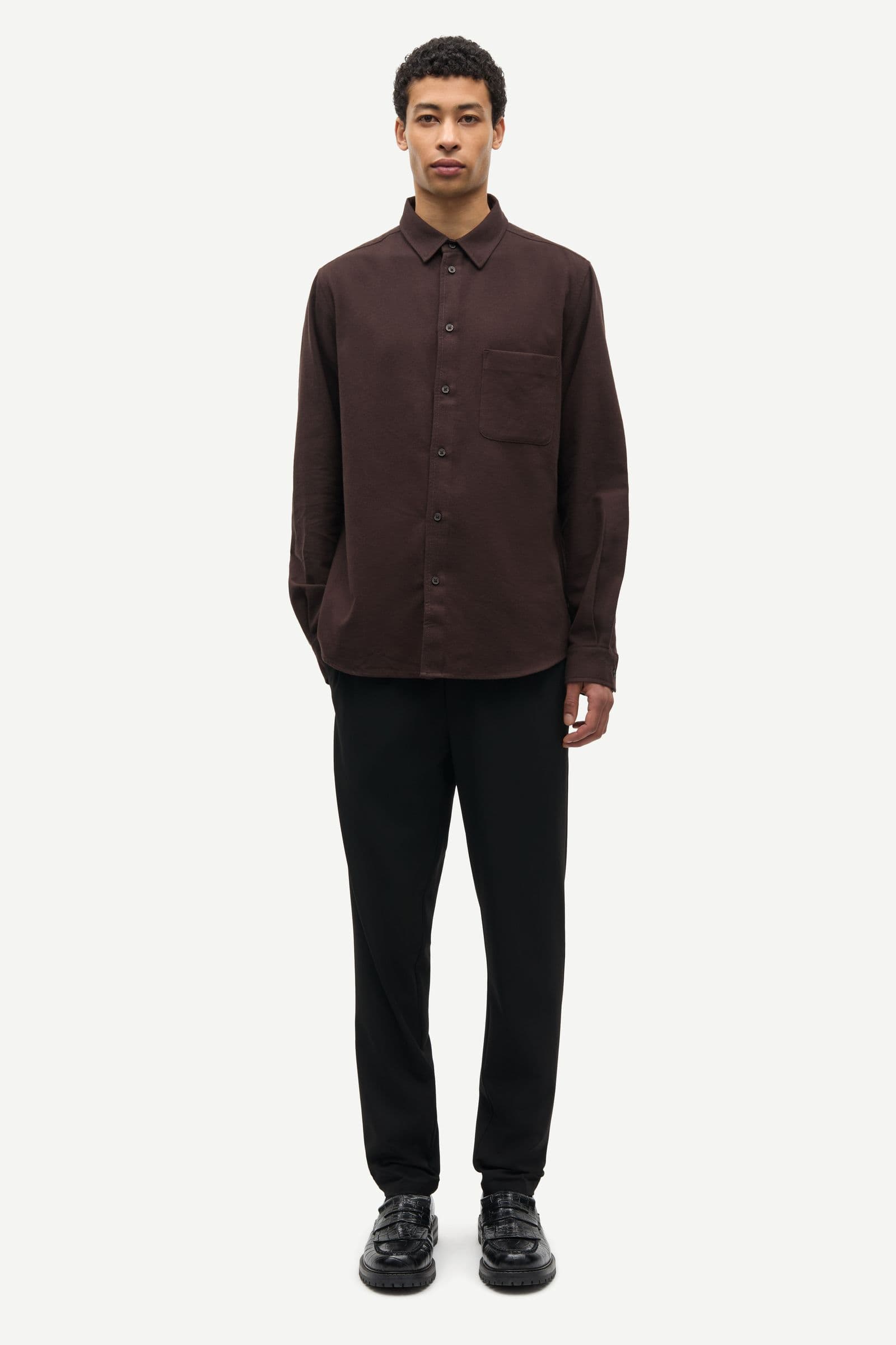 Saryan J shirt 15501 Black Coffee