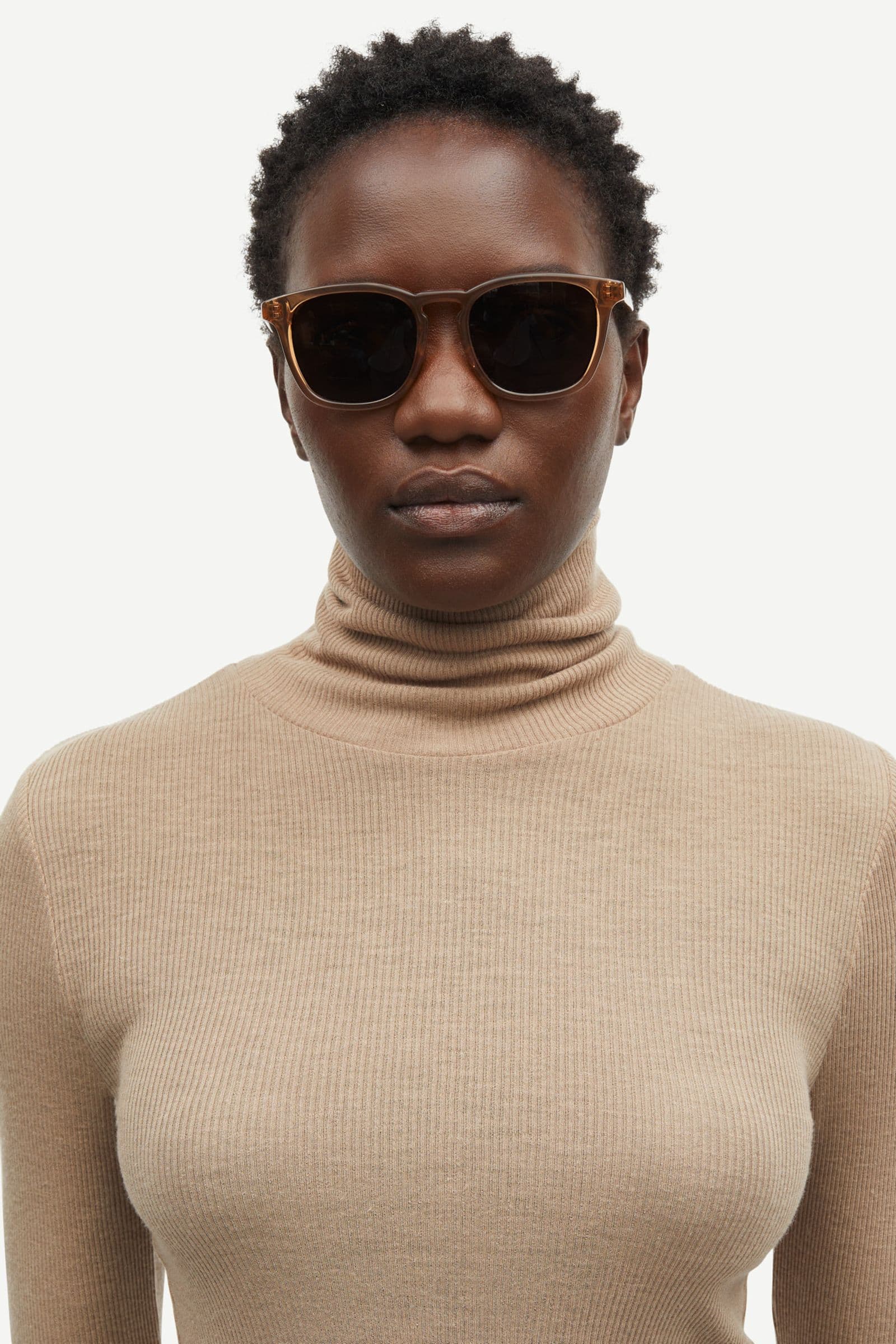 Saquinn sunglasses 15594 Transparent Orange