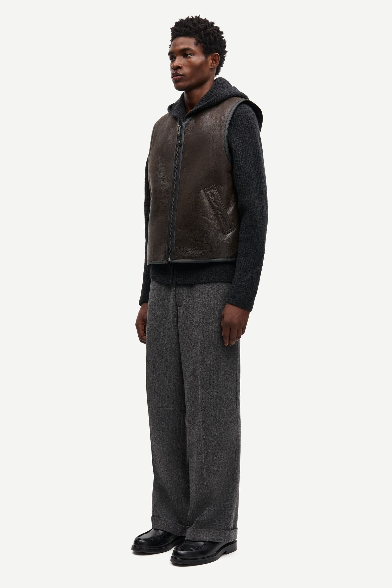 Saboy vest 15692 Dark brown crackled