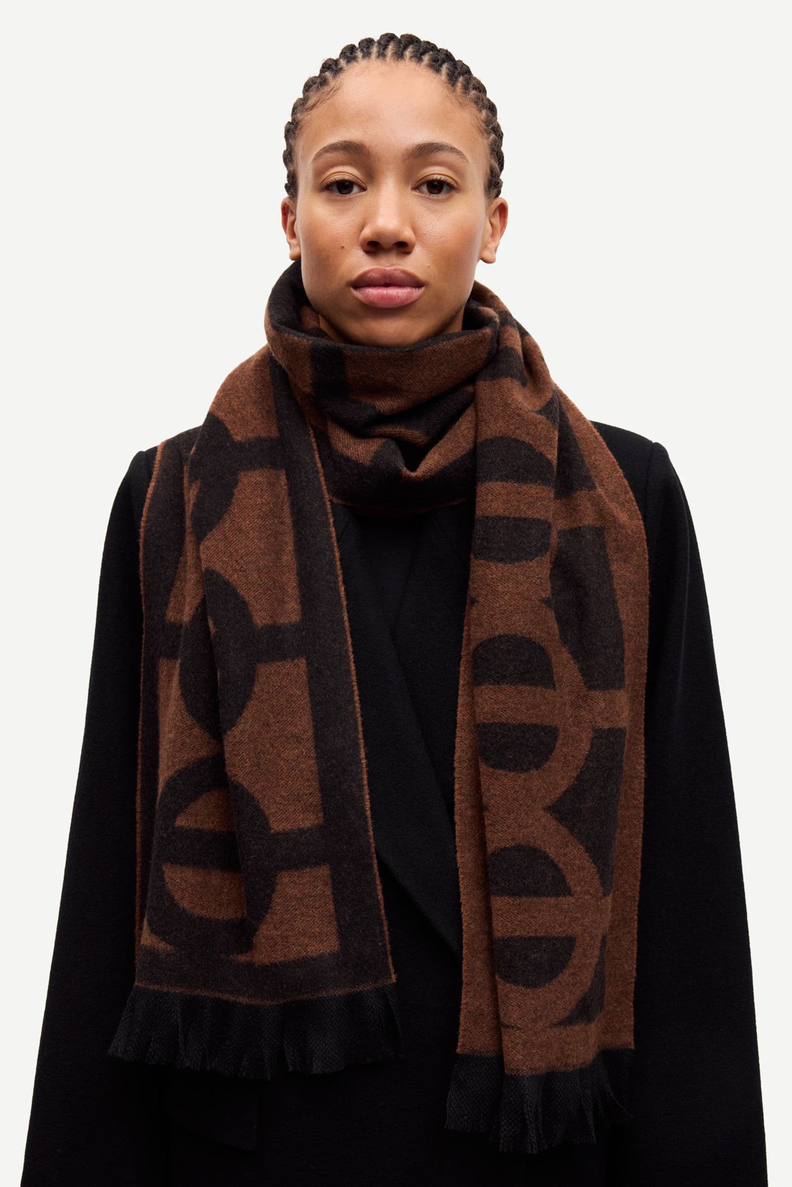 Sakatie scarf 15782 Black Tortoise