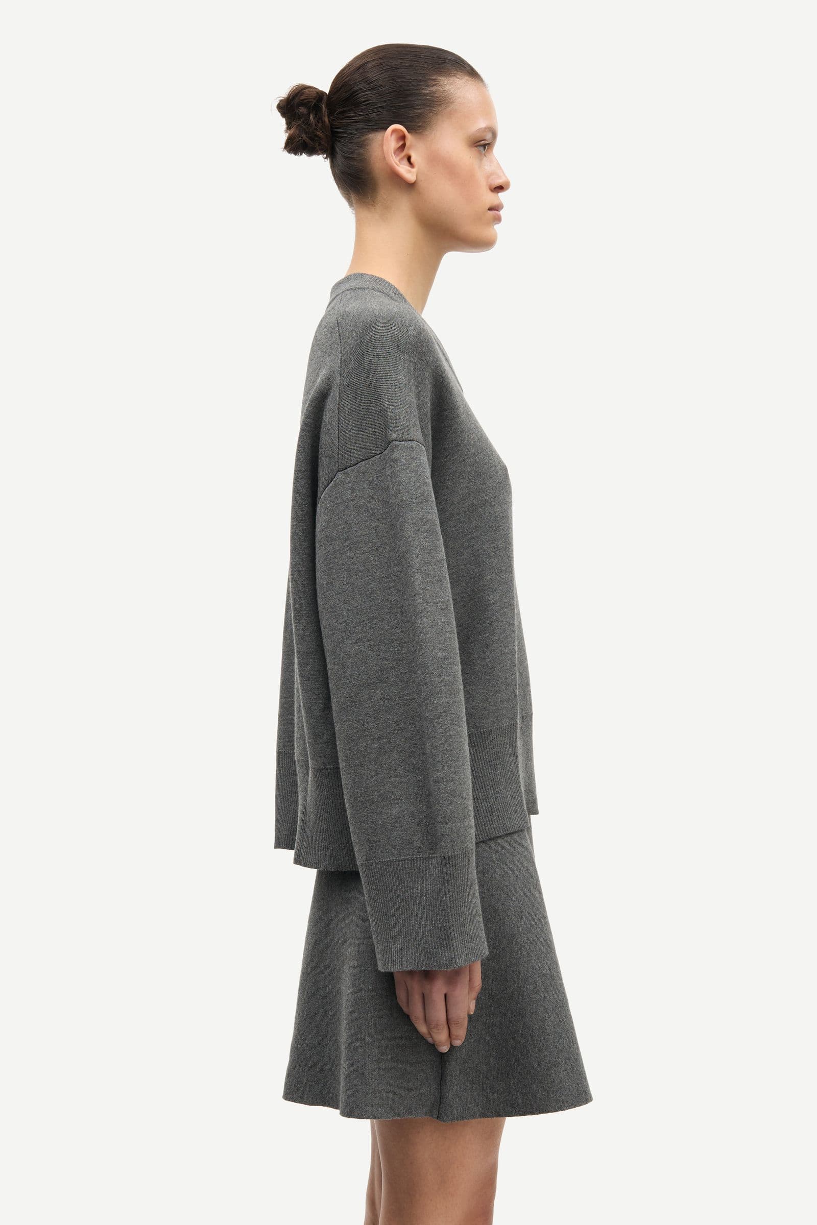 Salula v-neck 15825 Dark grey