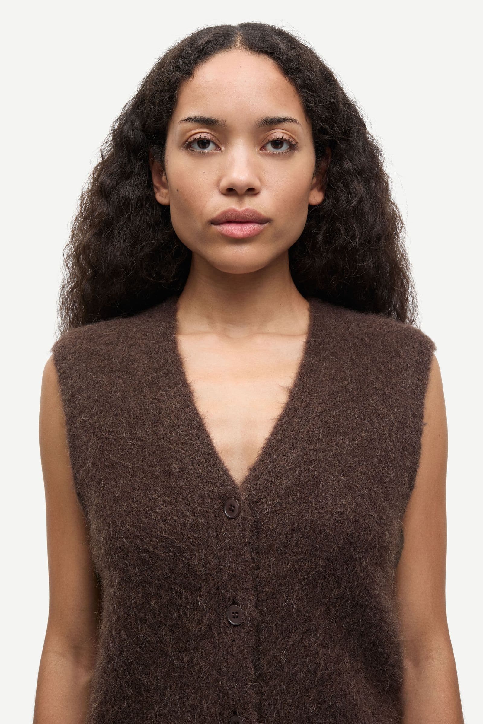 Sajeanne vest 15425 Black Coffee