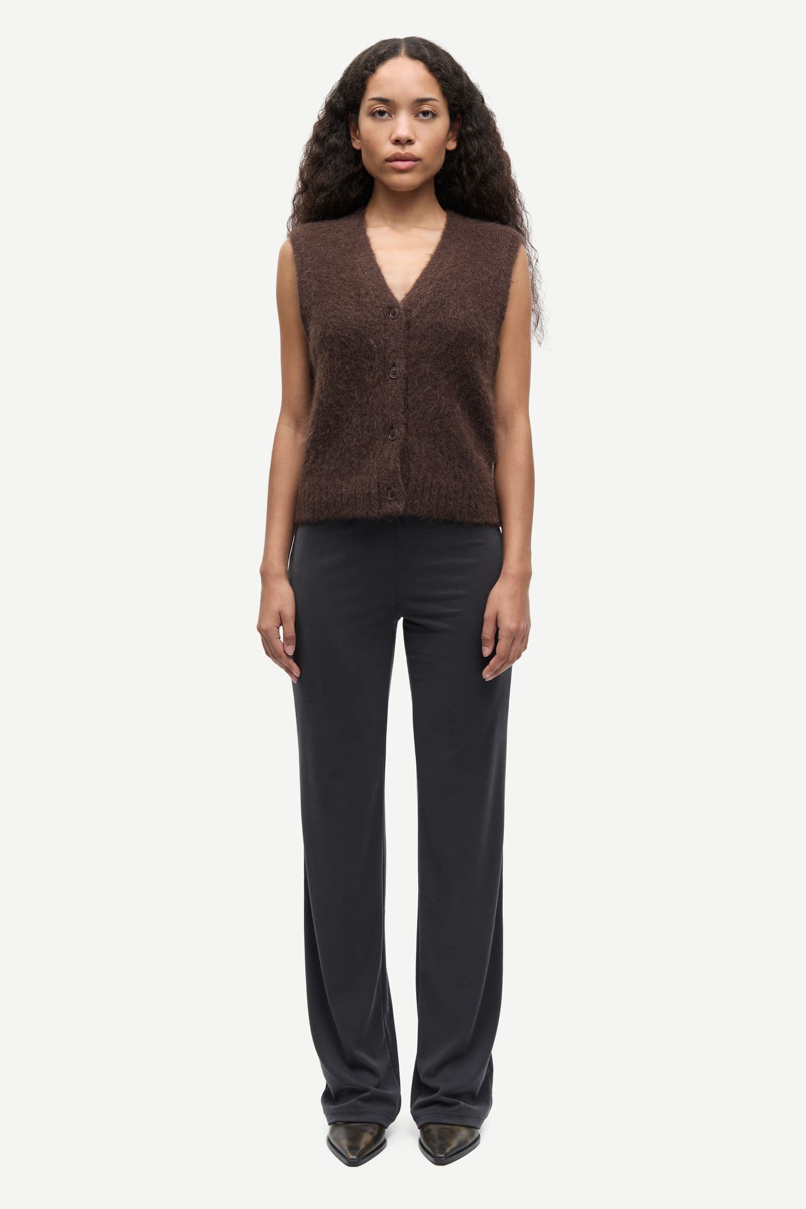 Sajeanne vest 15425 Black Coffee