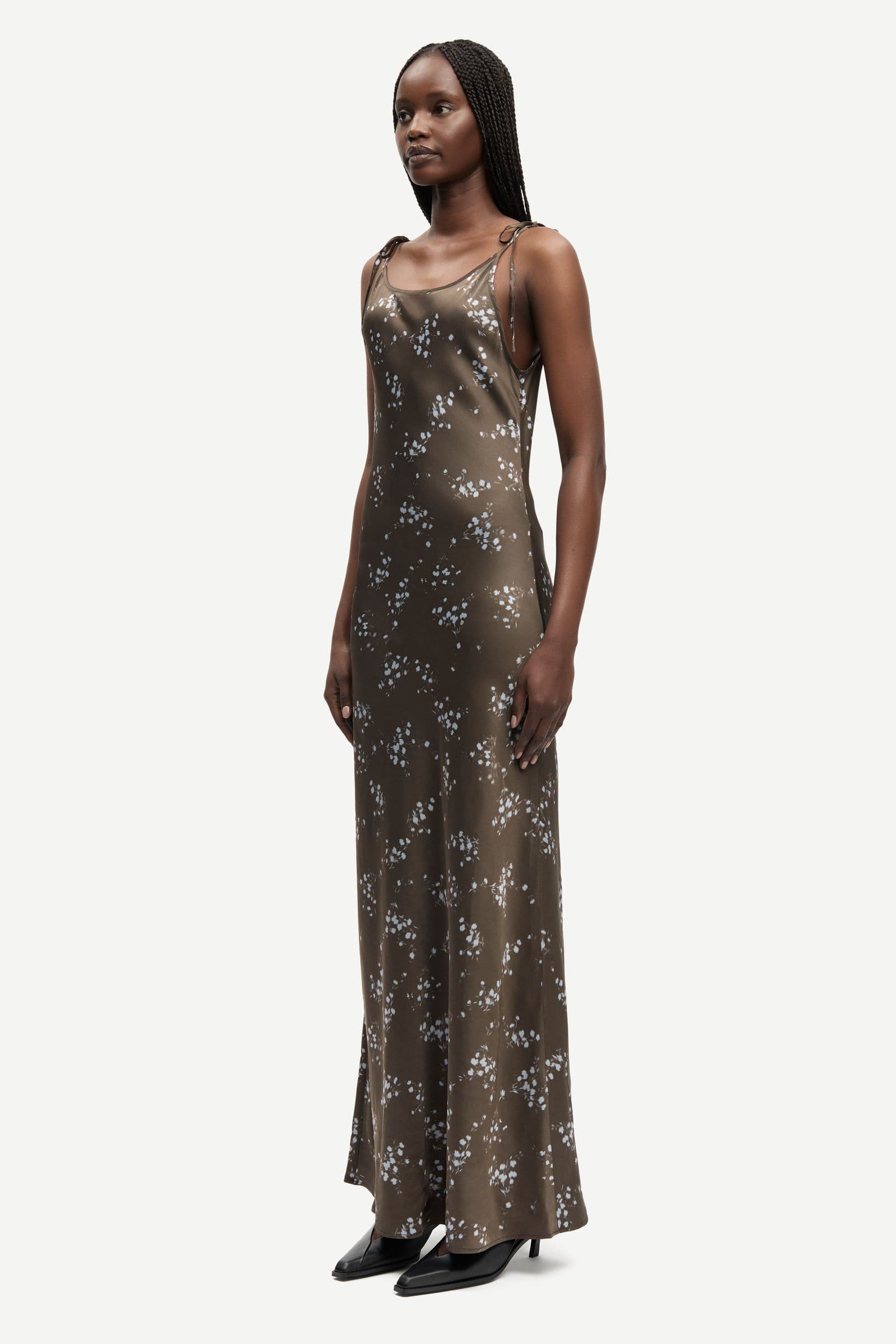 Sasinga dress 15755 Blooming Brown