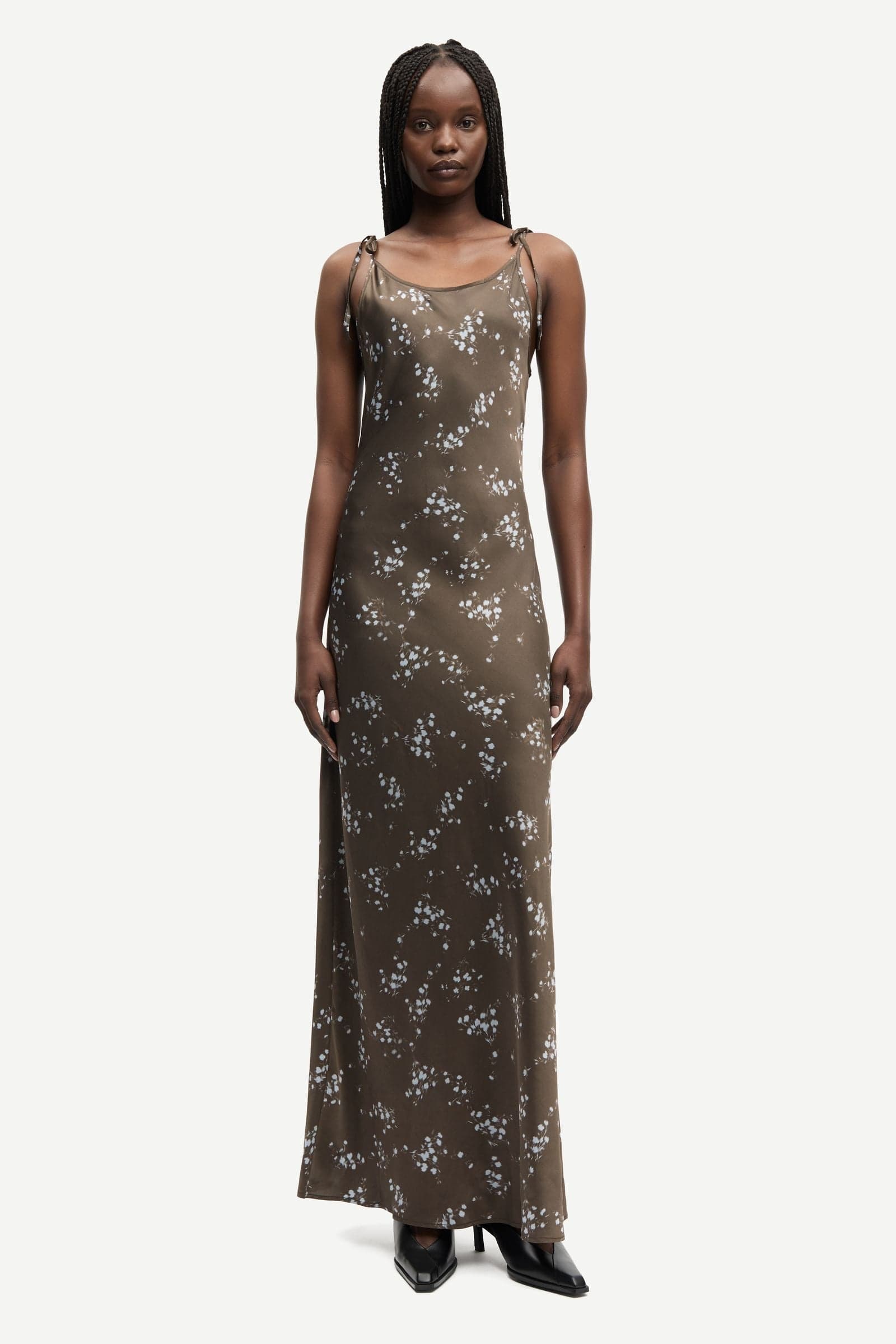 Sasinga dress 15755 Blooming Brown