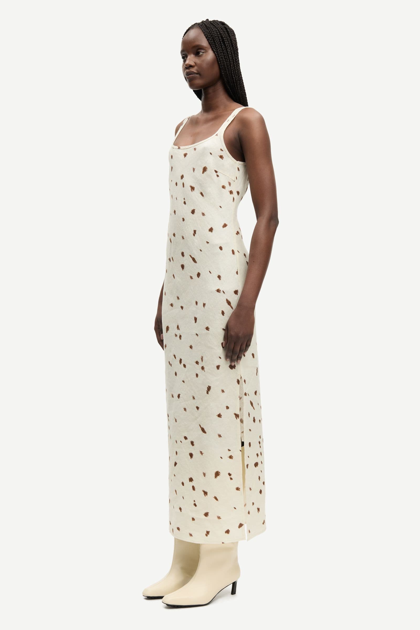 Sasunna dress 14329 Stray Dott