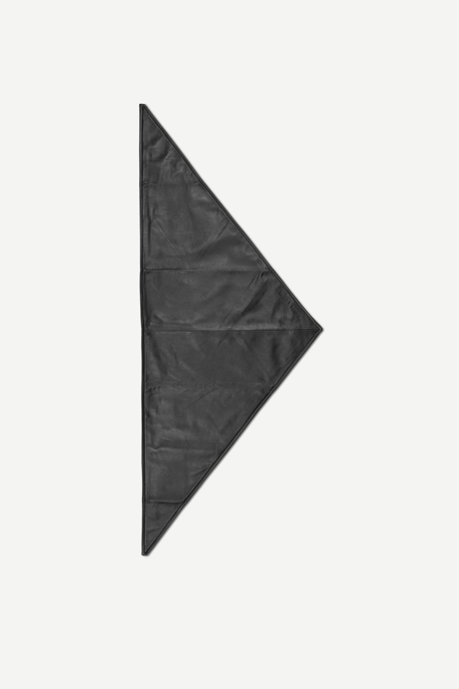 Sadolly triangle scarf 14877 Black