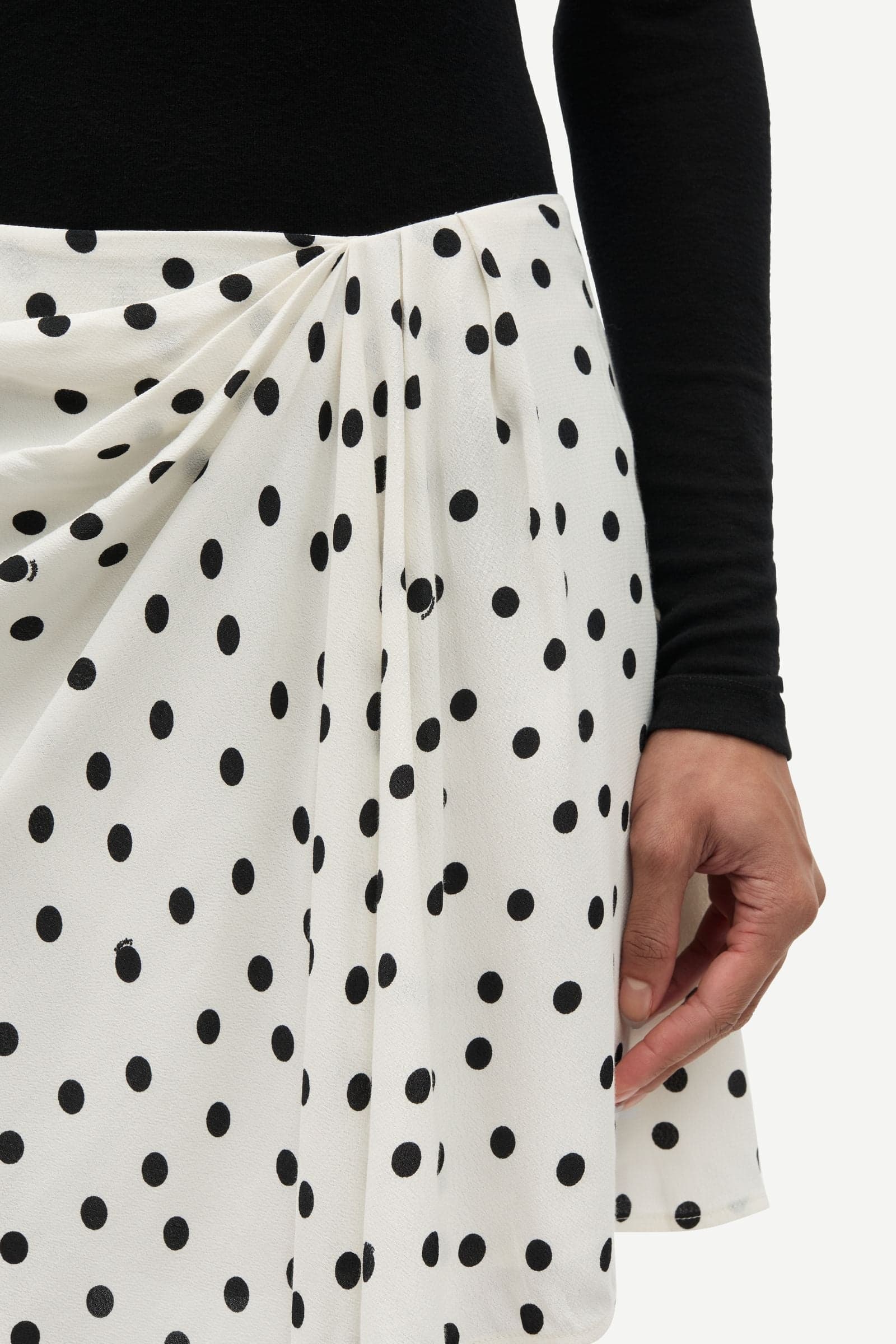 Saiben skirt 16060 Drifting Dots Egret